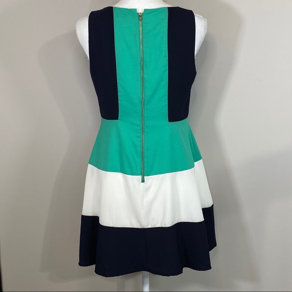 TOBI Color Block Midi Dress Size Medium - Picture 4 of 9